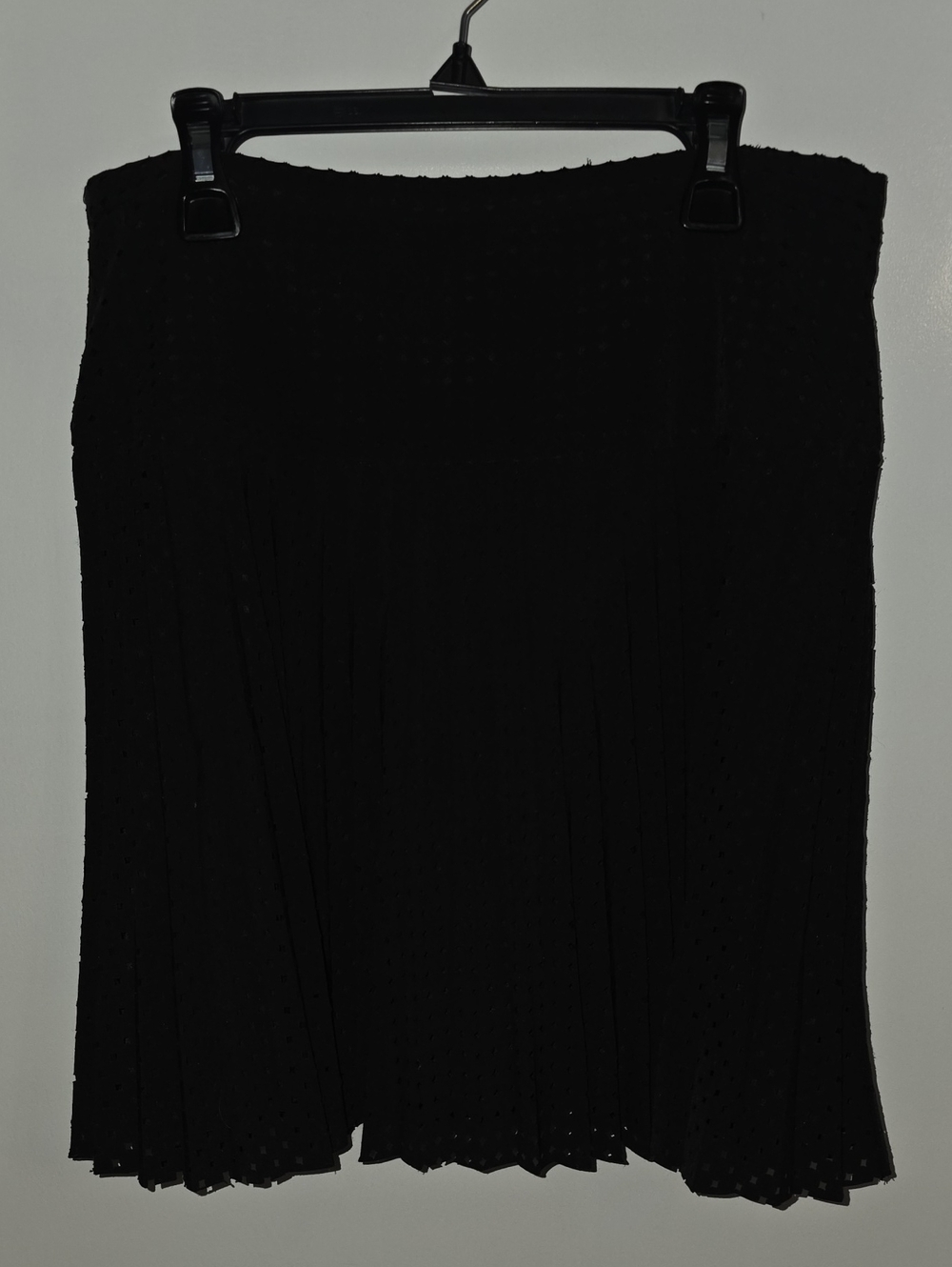 J. Crew Black Pleated Perforated Skirt Sz 4